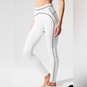 ALO Yoga White Airbrush High-Waist Heart Throb Leggings